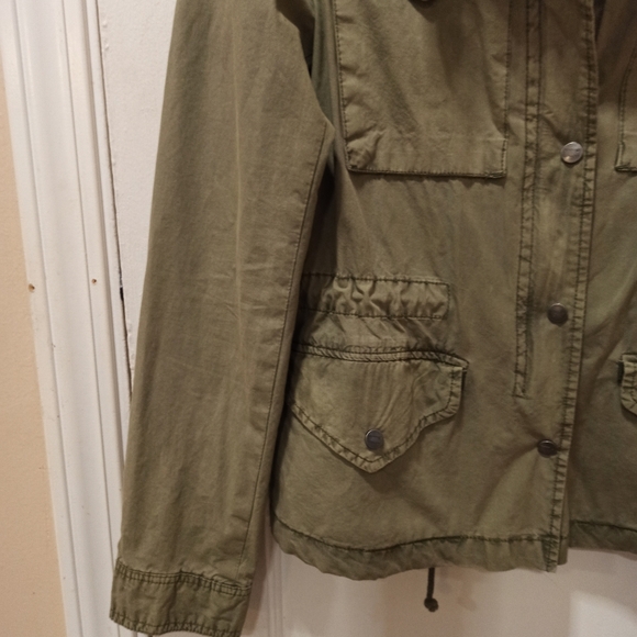 Levi's Womens Military Jacket small Olive Green Zip/Snap Closure Hideaway Hood - Picture 2 of 16